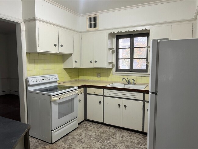 Photo - 60-62 Tayco St