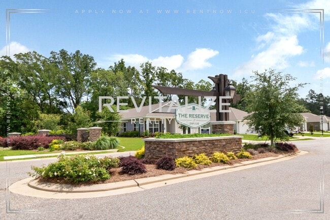 Building Photo - Resort-Style Living in The Reserve at Daphne!