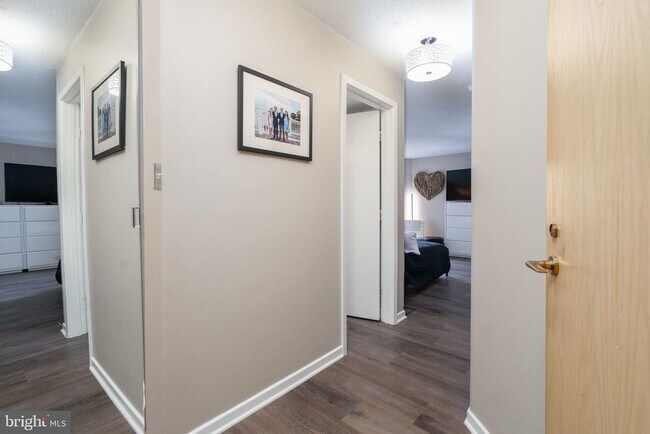 Photo - 2111 Wisconsin Ave NW Unit 512