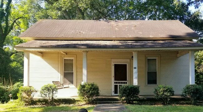 Building Photo - 308 Broad St Rental
