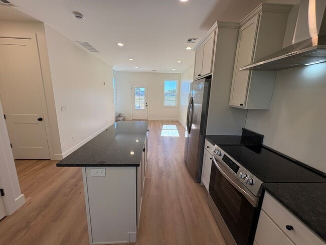 Photo - New Build- 3 bedroom, 2.5 bathroom home fo...