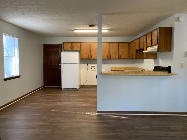 112 Bayberry Ct