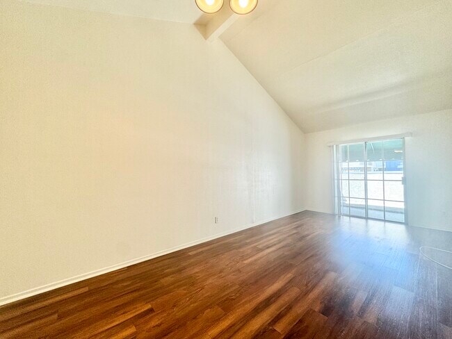 Photo - 1218 Long Beach Blvd Unidad 2