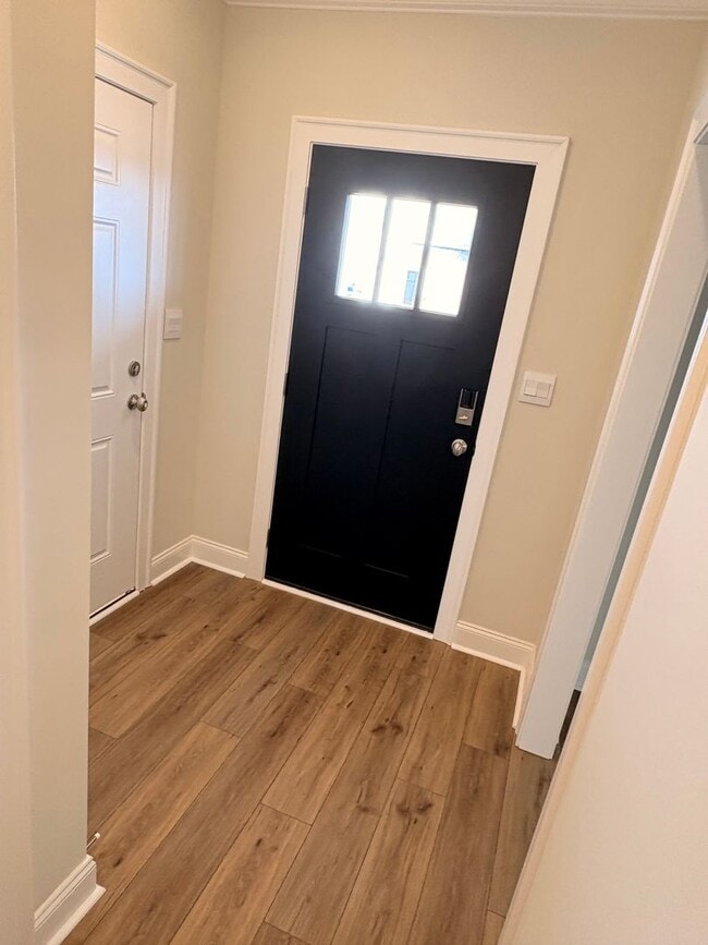 Photo - 110 Alva Ct Unit 110 Alva Court