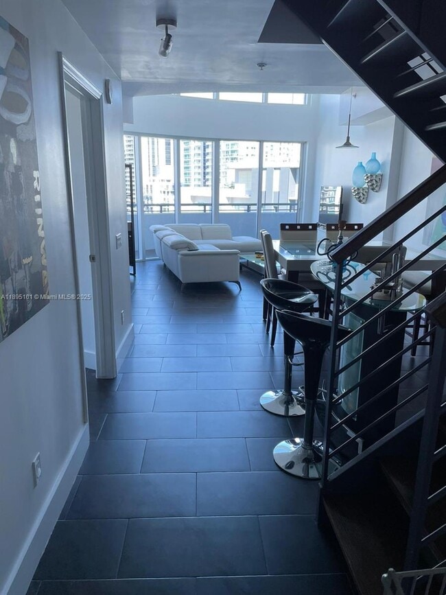 Photo - 60 SW 13th St Unidad 3426