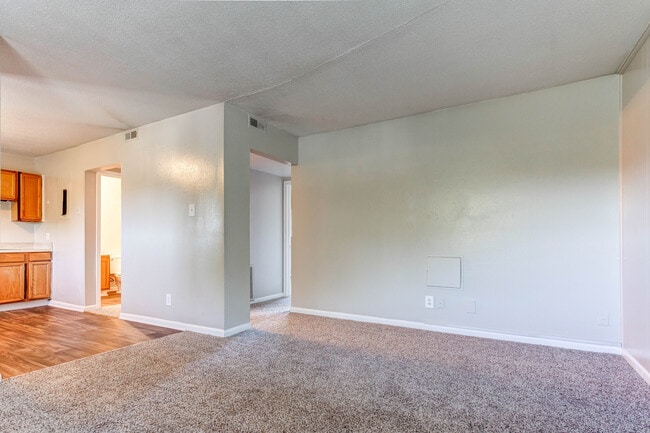 Photo - Rolling Hills Apartments