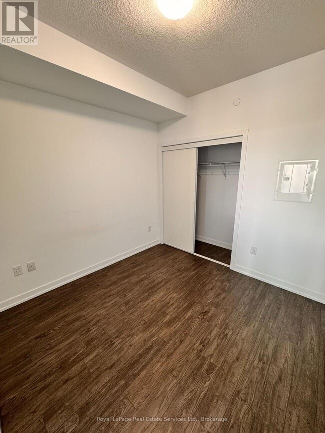 Photo - 450 Dundas St E Unit 429