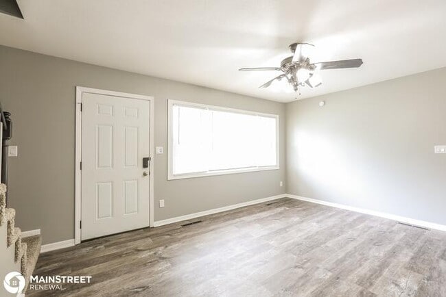 Photo - 8607 Corrington Ave