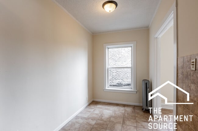 Photo - 2712 N Milwaukee Ave Unit 212