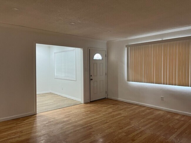 Photo - Downtown Tehachapi!!