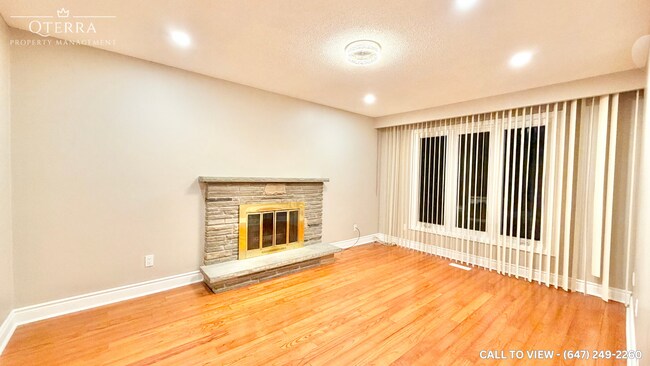 Photo - 785 Gorham St