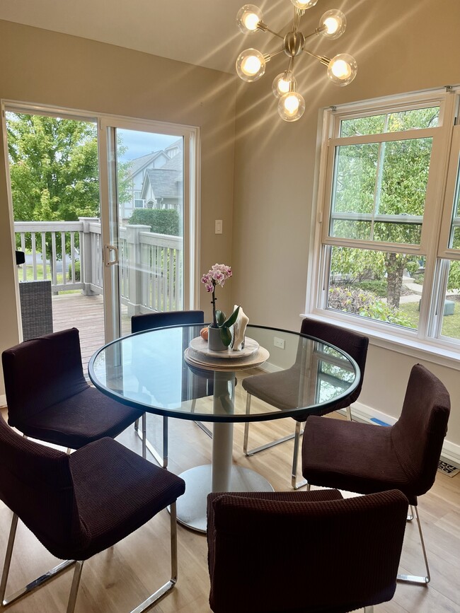 Photo - 90 Rosehall Dr