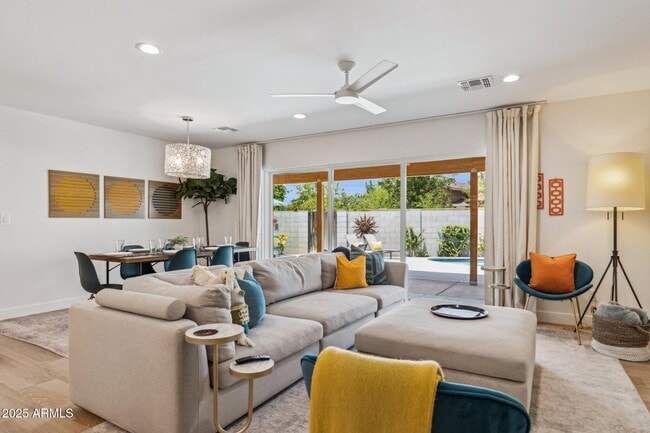 Photo - 8626 E Clarendon Ave