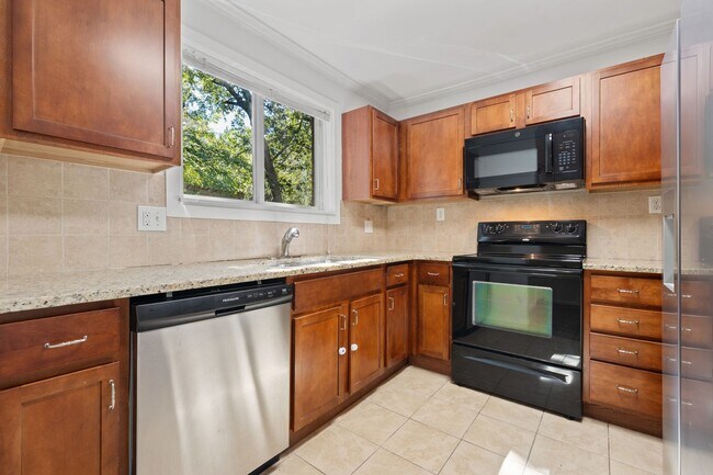 103 Sue Ann Ct