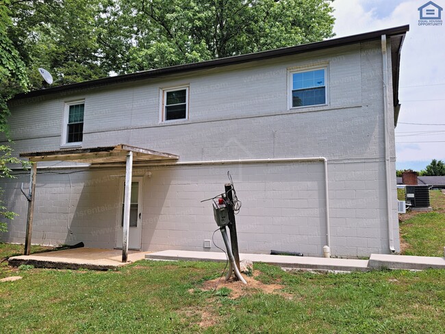 Photo - 1936 Bouton Bend Apartment Unit B