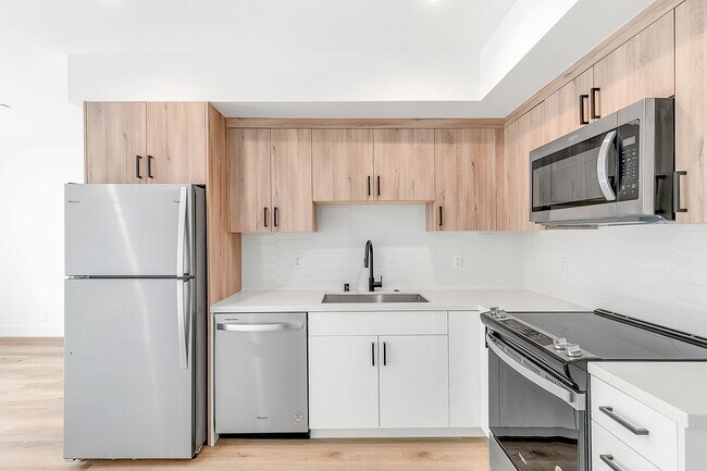914 7th Street