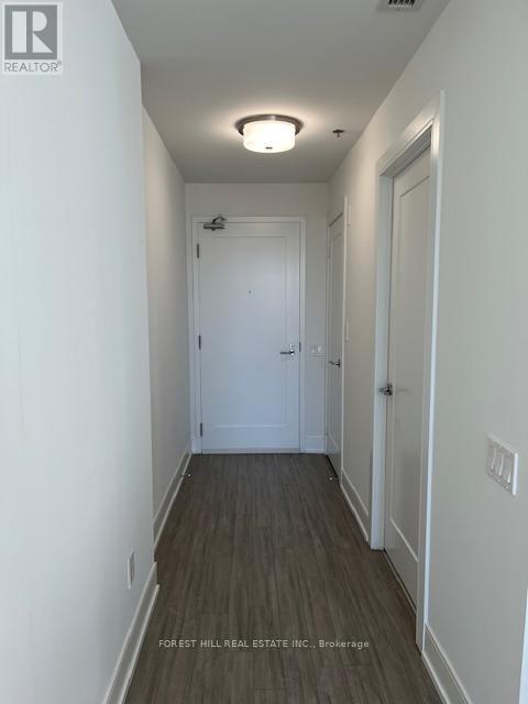 Photo - 310 Tweedsmuir Ave