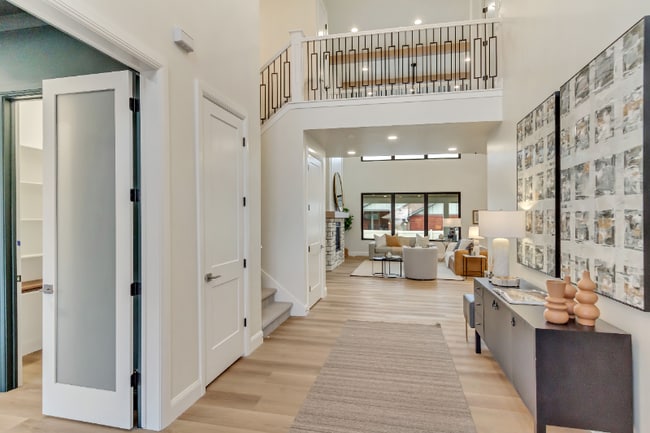 Photo - 909 W 1180 N