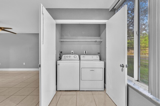 Photo - 2890 N Oakland Forest Dr Unit 108