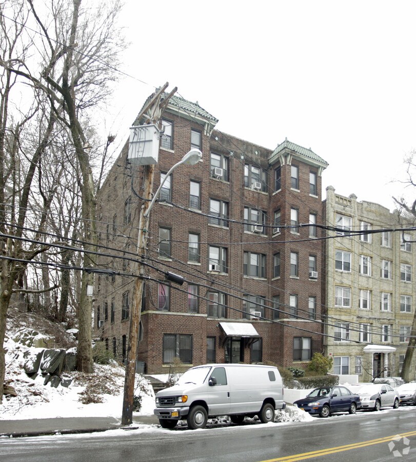 Photo - 110 Valentine Ln