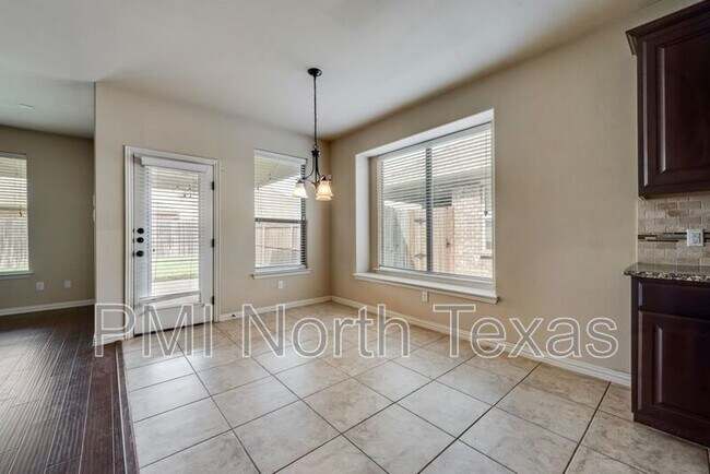 Photo - 11213 Amistad Dr