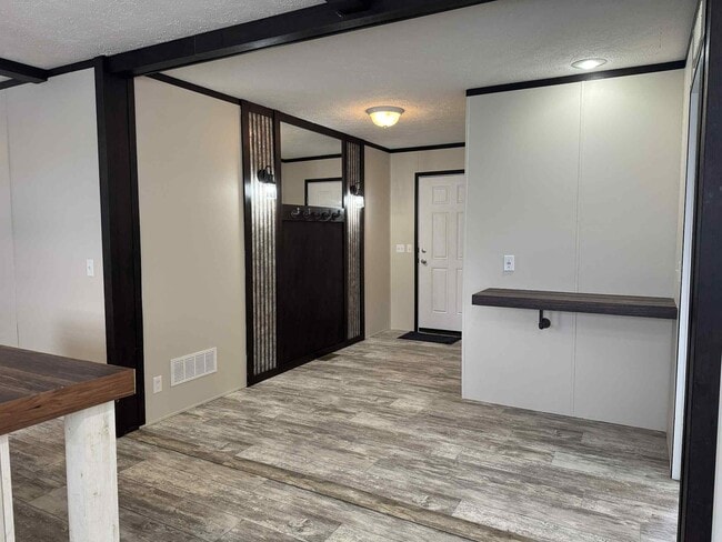 Photo - 48583 Pineview Dr