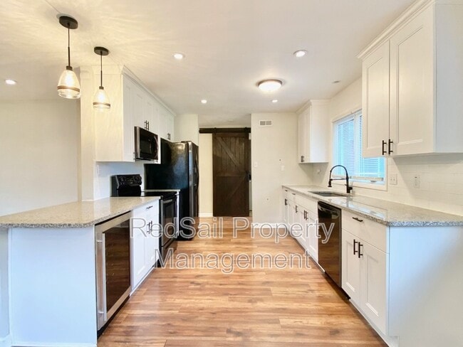 Photo - 101 Basswood Dr