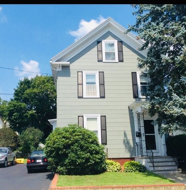 Building Photo - 11 Plympton St