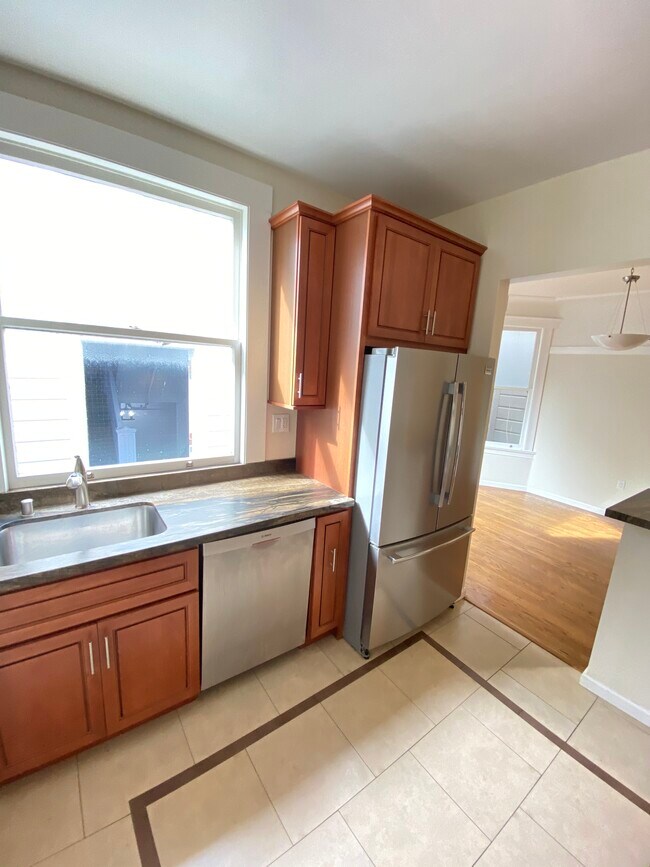 Photo - 115 Haight St Condo Unit 11