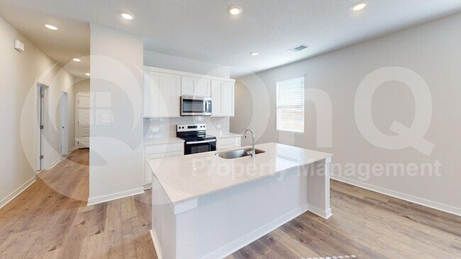 Photo - 201 Firefox Wy