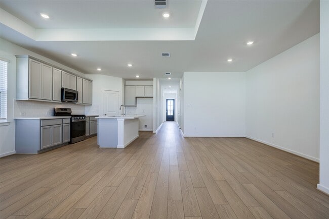 Photo - 9711 Westminster Mnr Dr