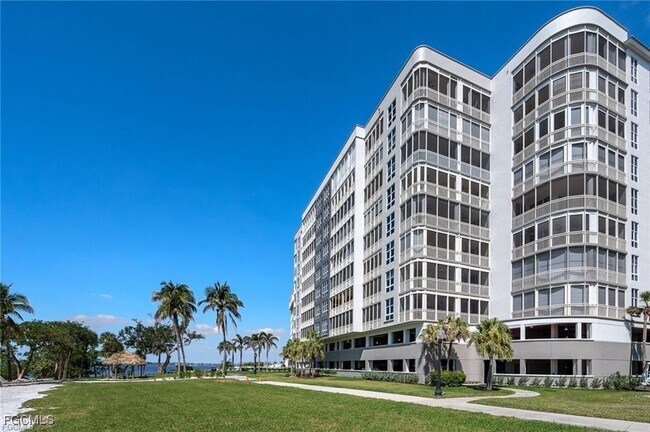 Photo - 14220 Royal Harbour Ct Unit 411