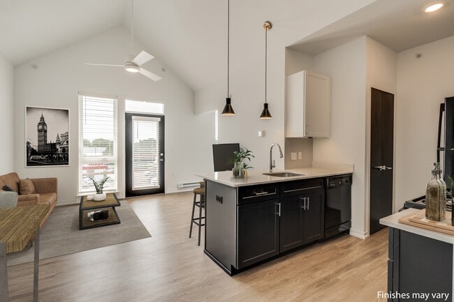 Uptown Square Apartments