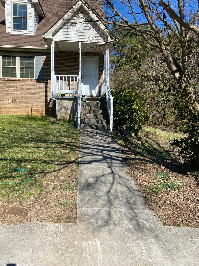 Front porch - 2008 Countryhill Ln Townhome