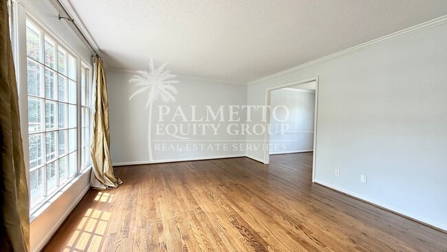 Photo - 4109 Windlestraw Ln