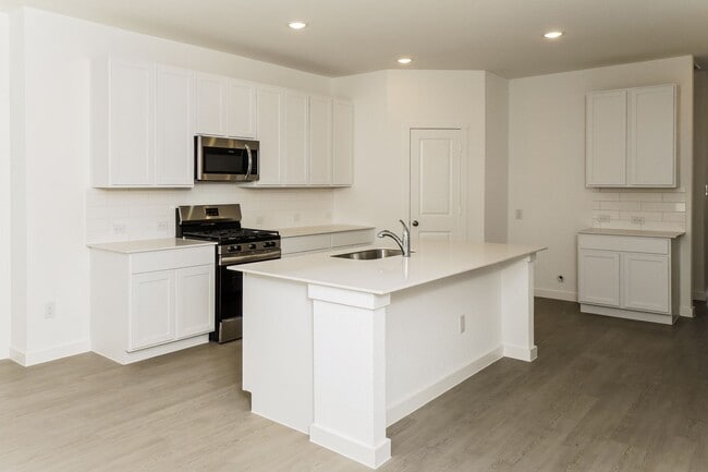 Photo - 11714 Carolina Rose