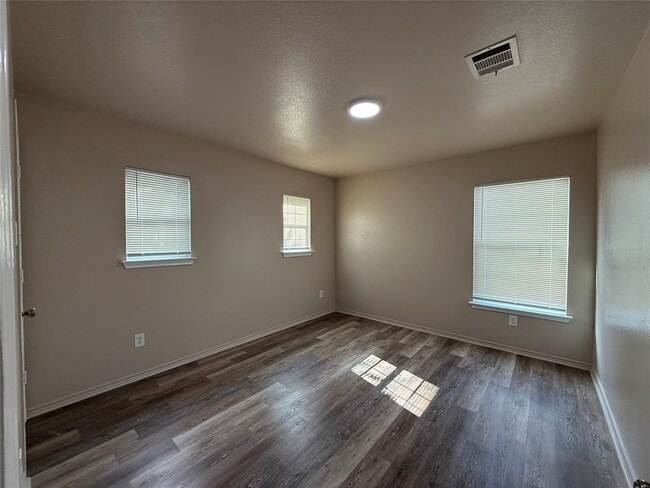 Photo - 13012 Lofton Cliff Dr