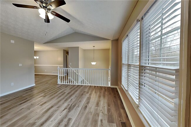 Photo - 235 Austin Dr