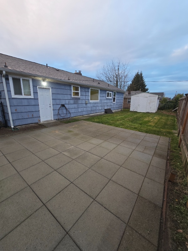 Photo - 2739 Locust Ave W