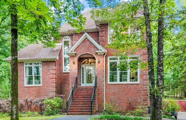 Photo - 113 Windwood Cir House