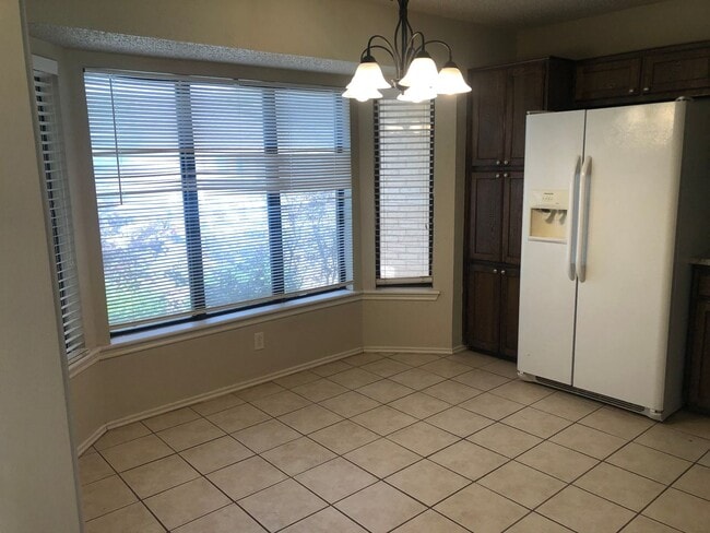 Photo - 3/2/2 Available May 2026