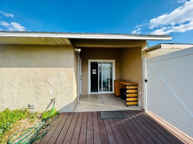 Photo - 1510-1512_CANDLEWYCK Unit 1510