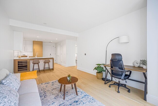 Photo - 380 Harrison Ave Unidad 1123