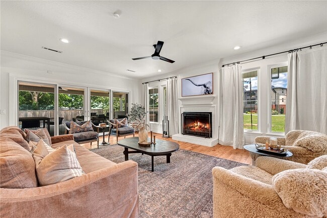 Photo - 103 NE 7th St