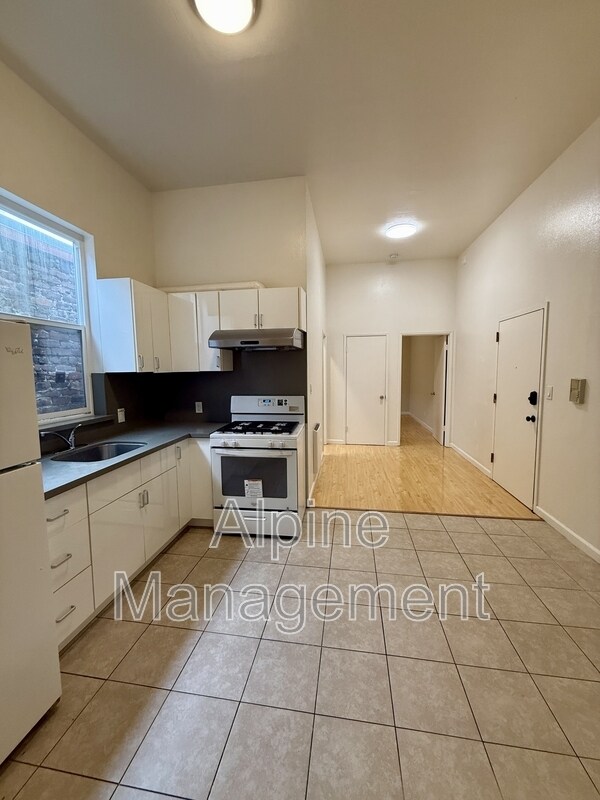 Photo - 2315 Mission St