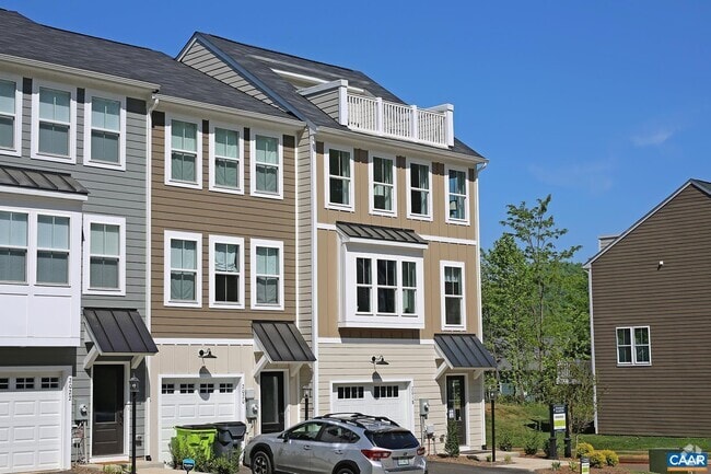 Building Photo - 2018 Desoto Dr Rental