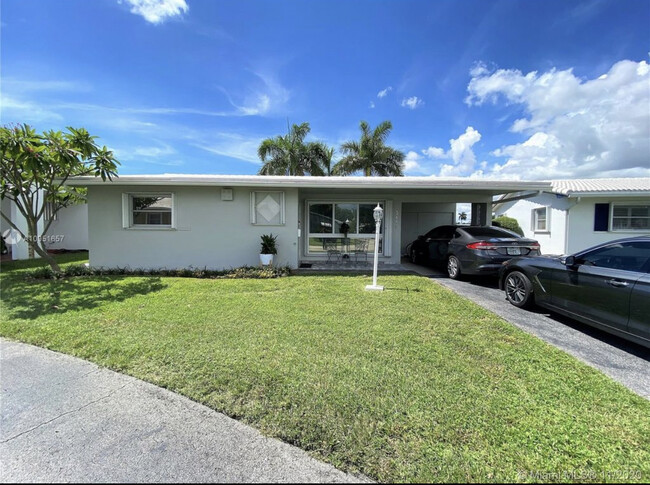 2440 Emerson Cir Rental - House Rental in Hollywood, FL | ForRent.com