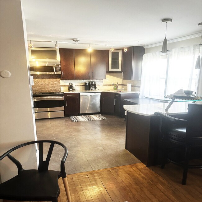 Photo - 115 Union Ave Unidad R208