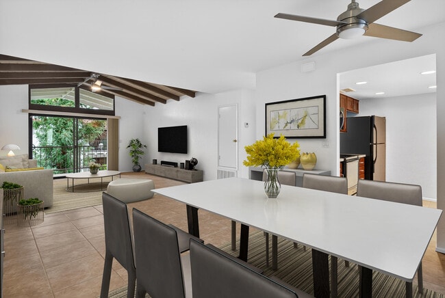 Building Photo - 1050 Ramon Rd Unit 127