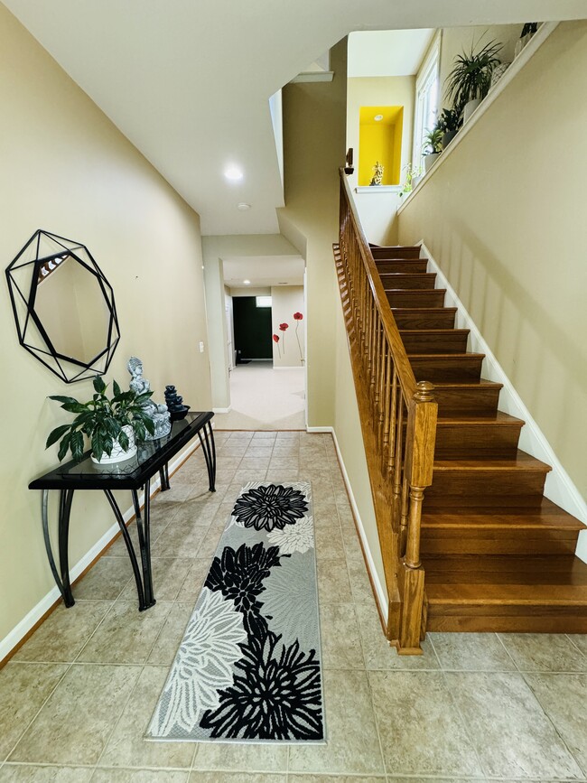 Main Entry way - 2381 Abington Dr Townhome